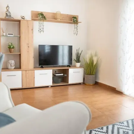 Azahar V & J Apartment *