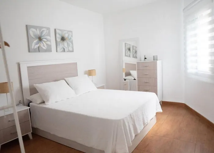 Azahar V & J Apartment